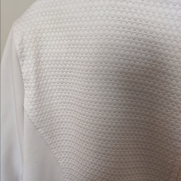 TRIBAL White Zip-Up Top Size Medium - Picture 8 of 8